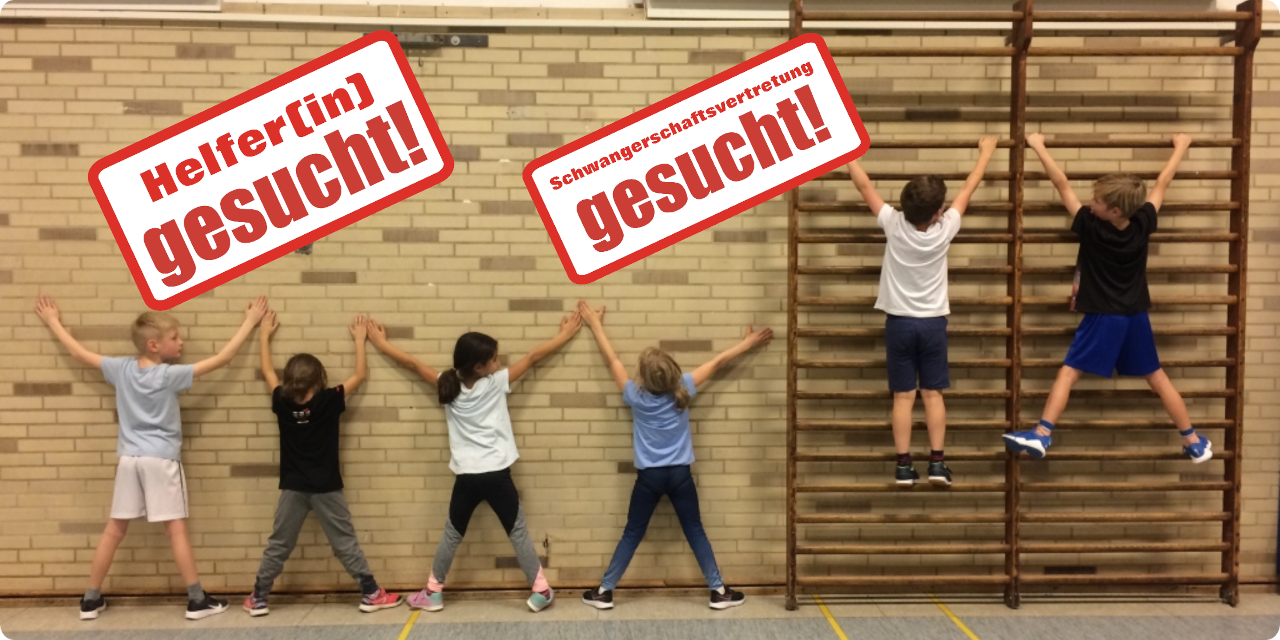 Kinder an Sprossenwand